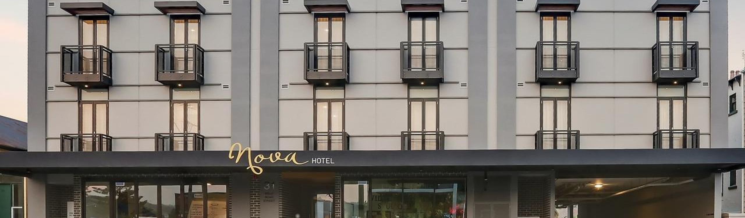 Nova Kiama Hotel Front